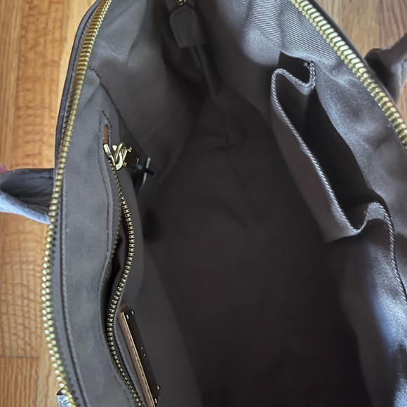 J Crew purse in very good condition! - Picture 5 of 12